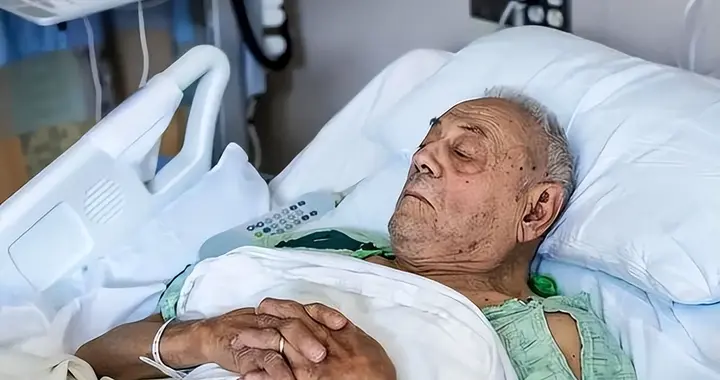 猪蹄被关注！医生发现：癌症患者吃猪蹄，不出2月，或有这4变化