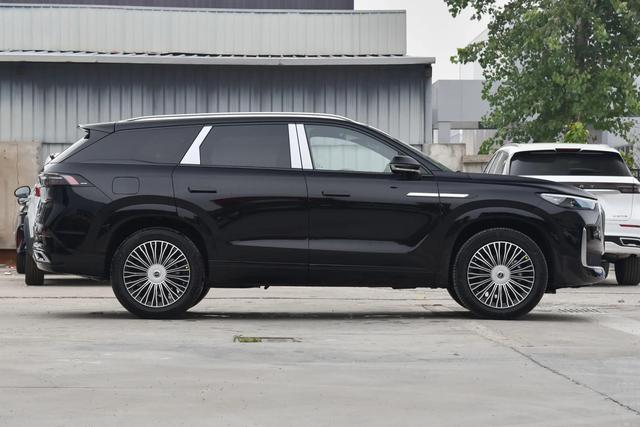 奇瑞被低估的SUV，261马力+8AT+四驱，比瑞虎8档次高，降到13万多