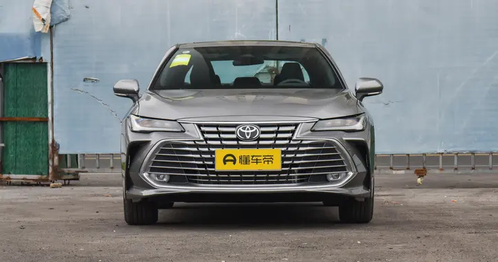 2026年买B级车，丰田亚洲龙还能闭眼入吗？