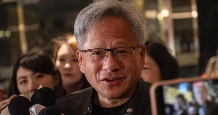 台积电还没缓过神来，苹果撕毁盟约：美国逼站队，这备胎必须得找