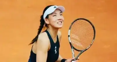 开门红！王欣瑜拿下中国球员法网单打正赛第一胜！