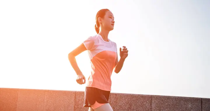 每天跑步10公里，6个月后身体有了哪些惊人变化