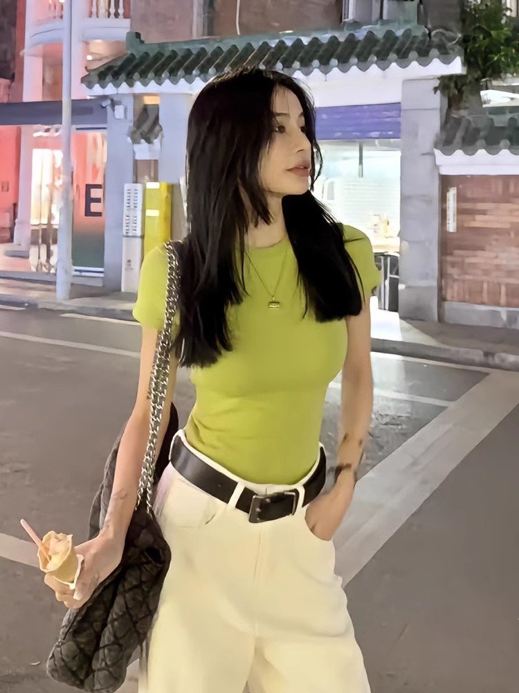 小个子牛油果绿色短款修身针织冰丝上衣女夏