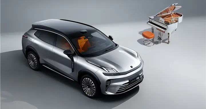 不做取舍，领克08极光套装适配双面生活