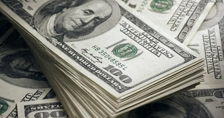 中国走得太及时！8500亿美债无人接盘，美国借新还旧玩砸了！