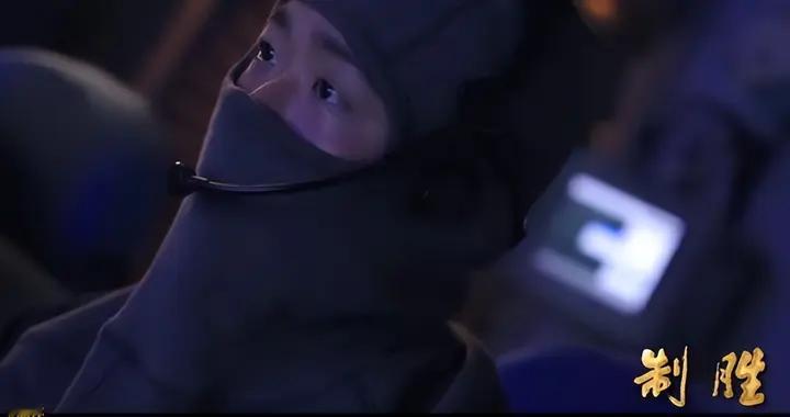 南宁舰A射B导，拦截全部来袭导弹