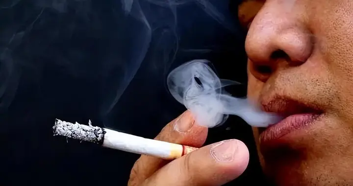 吸烟危害再被强调？医生：脑梗患者吸烟，做好4点，有助降低复发