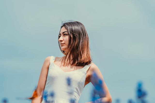 发现一个奇怪的现象：层次越高的女人，往往越“心硬”