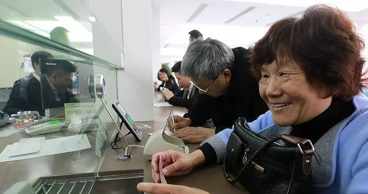 手握100万存款，在2026年算不算富裕家庭？现在有了答案