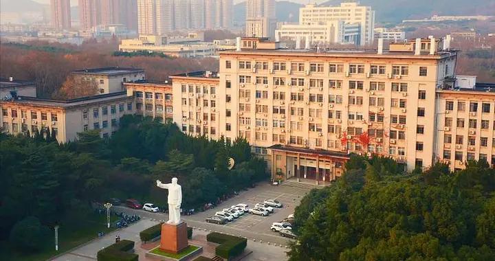 高考690分全省TOP 30，却放弃清北直奔华科大，背后原因值得理解！