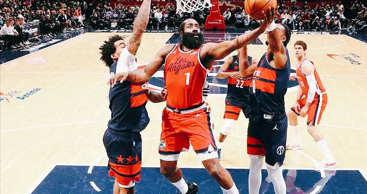 登神下凡！6 连胜 vs6 连败，哈登把奇才打懵，快船西部前八稳了？