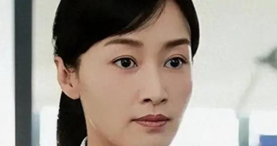 20岁进央视26岁裸辞被网暴！赵子琪用20年100部作品打脸所有争议