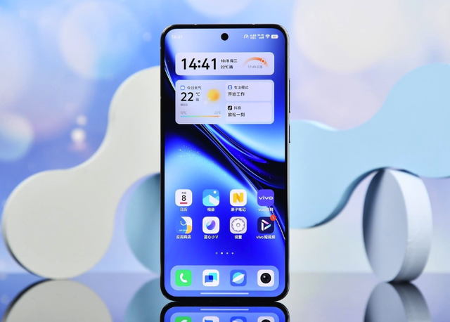 vivo终于良心，5800mAh+天玑9400，跌到3499元