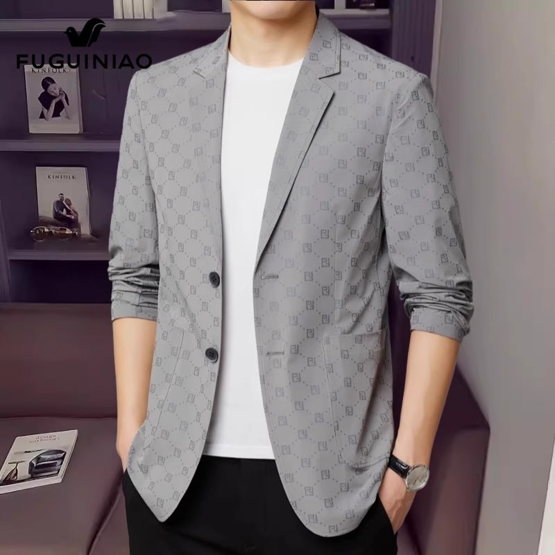 富贵鸟白色小西装