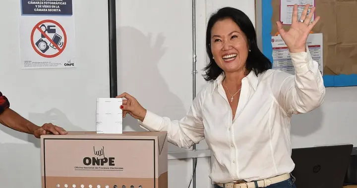 秘鲁选出了个日裔总统！政治上亲美，经济上亲华，钱凯港怎么办？