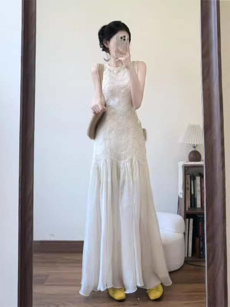 法式无袖背心连衣裙女夏高级感海边度假
