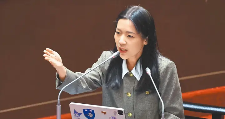 郑丽文再添一员女将，毫不客气打脸赖清德，怒斥其汉奸卖台​​