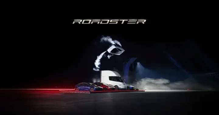 倒挂、空中翻转、掠过一排特斯拉，Roadster这一飞等了九年