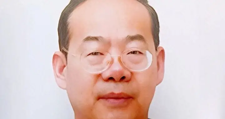 周总理赌气住在钓鱼台，邓颖超求他回家，周总理：那我可有个条件