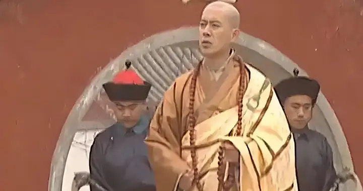 皇位与袈裟：顺治帝的出家谜云，真相竟藏在佛光背后！
