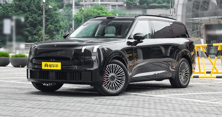 大6座SUV看TA！2.0T插混+双腔空悬+CDC，综合续航1350km