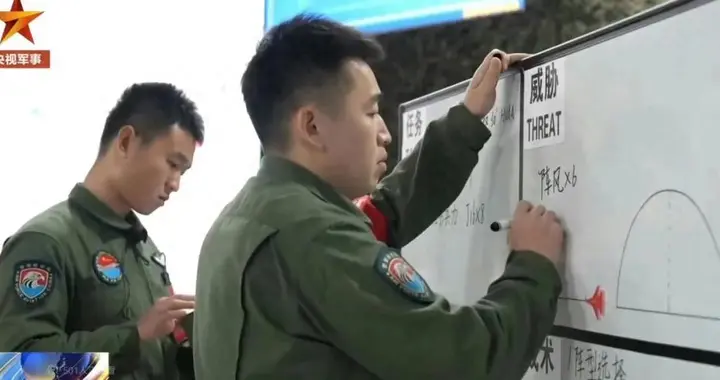 央视曝8架歼-16模拟对阵6架阵风，绝非大材小用，甚至都不见的够