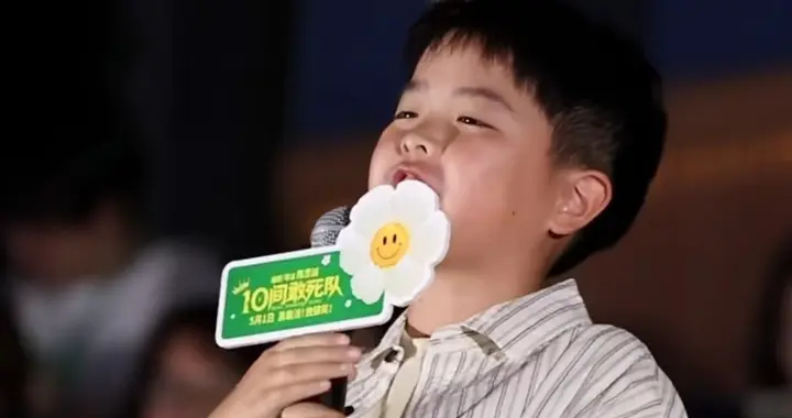 陈思诚新电影北京首映，爸爸和儿子都到场支持，祖孙三代说话一样