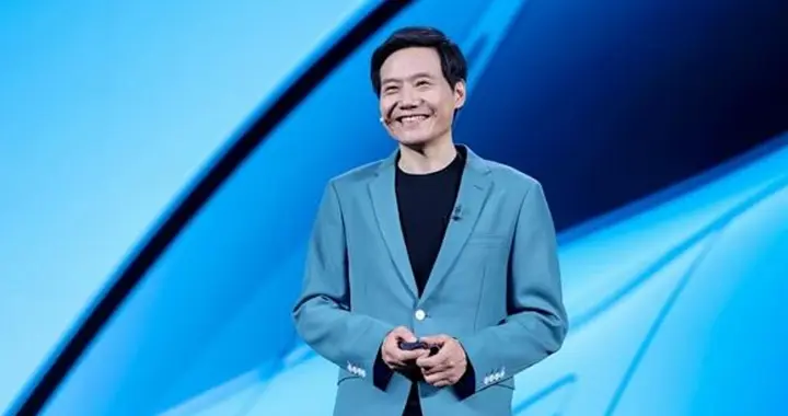 雷军真是怕了网友，连忙说准新车不是小米发明的