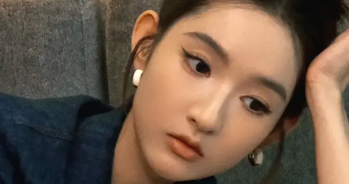 美女壁纸-第5716期-王玉雯