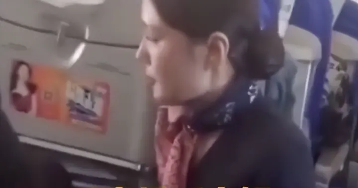事件升级！空姐哭的梨花带雨，跪地求饶求踹仍不被放过？东航下场