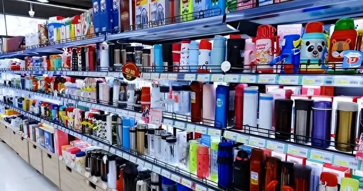 你买的保温杯，就算杯底刻着SUS304，可能也不能全信