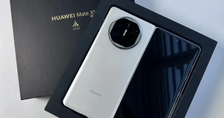 2025年公认口碑最好的且性价比最高的4款折叠屏手机