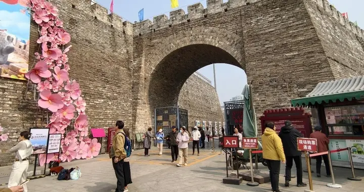 北京深度（161）：“明城墙遗址公园”寻梅探古