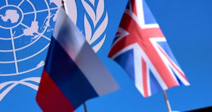 爆炸！英国拿俄钱打俄，欧盟直接腰斩俄罗斯命根子：不会放过普京
