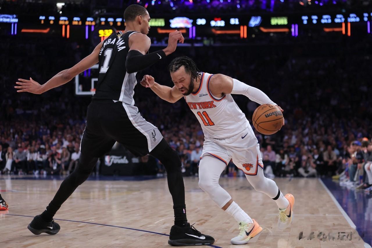 正在直播！NBA总决赛G5:尼克斯vs马刺，是尼克斯4-1&amp;还...