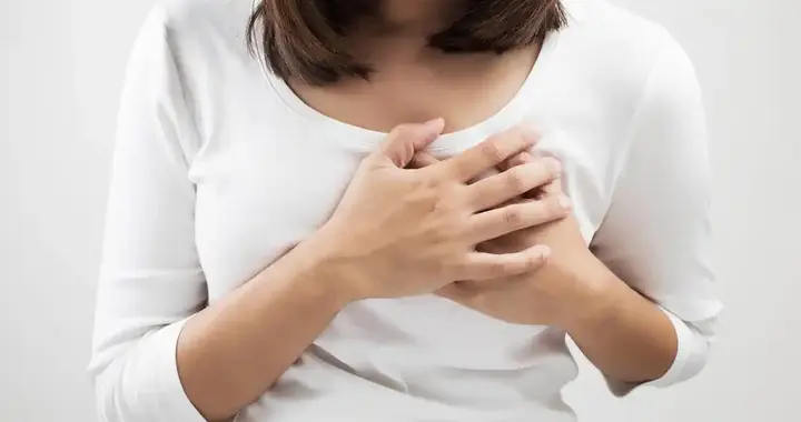 提醒：6个行为会伤害女性乳房，很多人都爱做，看完记得改正