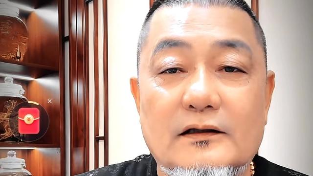 老房热评：郑好的大管理把牧马人九哥拉黑了