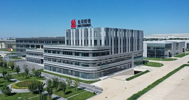 拒挂国旗、订单全给日韩,被停止合作封锁航线的长荣,今咎由自取