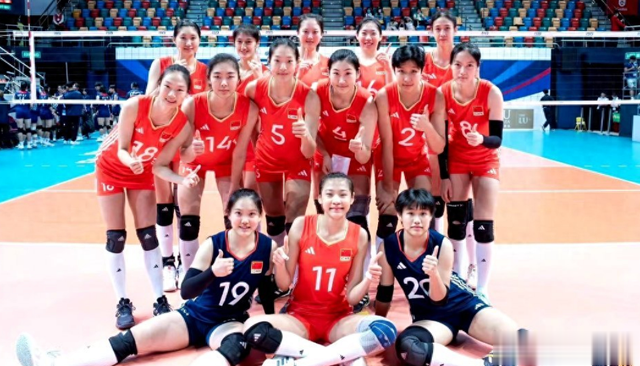 中国女排定妆照号码出炉 队长龚翔宇 1号吴梦洁 无朱婷袁心玥张常宁