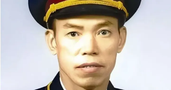 67年，成都军区开会，众人直呼彭德怀大名，只有司令员尊称彭老总