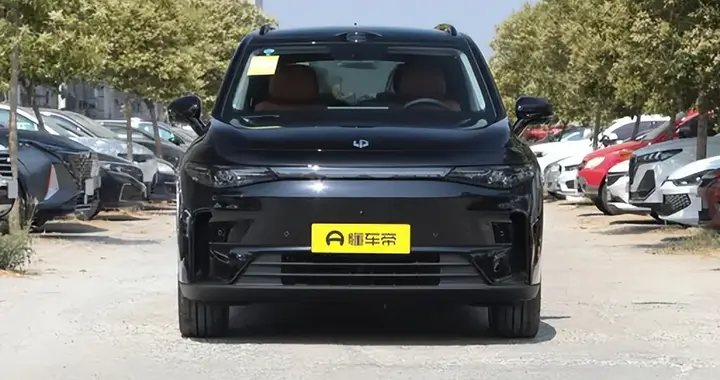 零跑C16：空间大，配置全，这款车适合你吗？