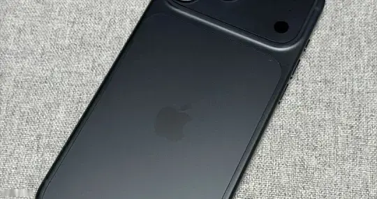 iPhone 18 Pro Max真翻车？先别把问题一锅端
