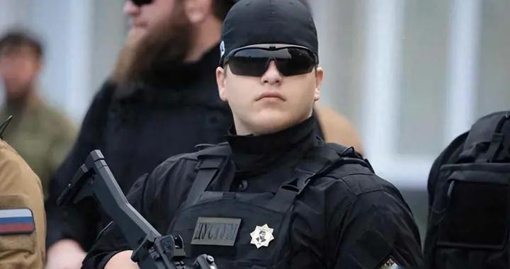 卡德罗夫儿子称，若普京或父亲下令，将把泽连斯基当战犯抓到车臣