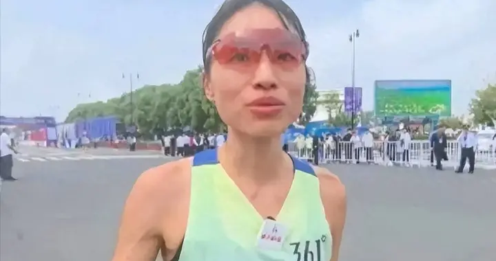 "最快护士"辞职！比赛奖金非长久之计，马拉松的尽头是直播带货？