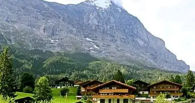 《笔尖下的田园：藏在诗句里的乡村之美》