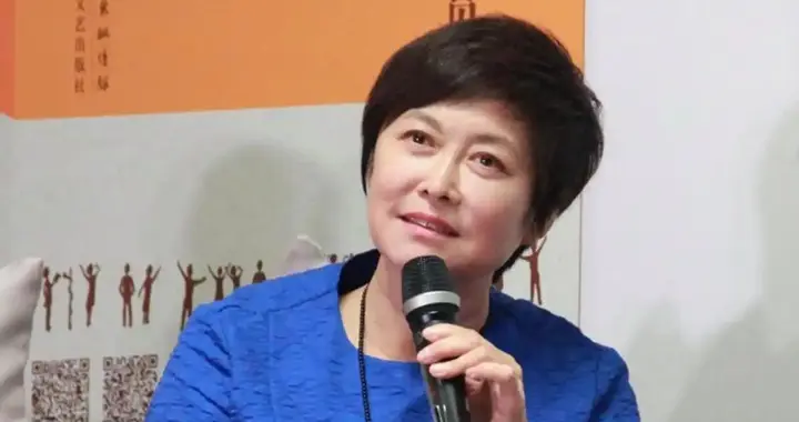 倪萍发长文悼念敬一丹，用了两个特殊称呼，背后原因让人泪目