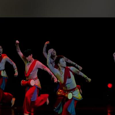 叹世：想不到我们世代为农的家庭，还出了一