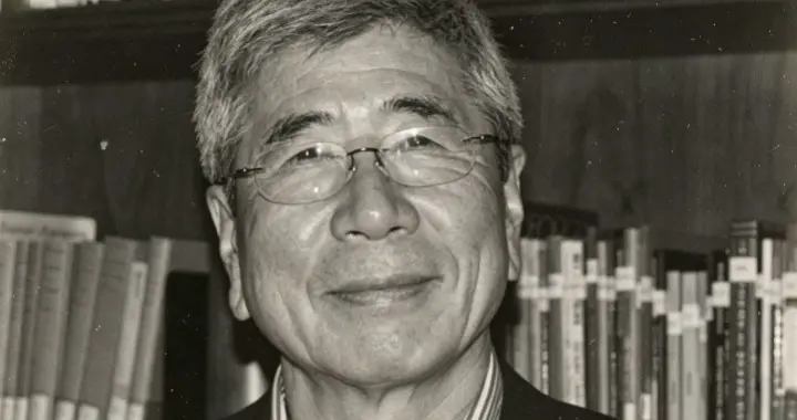 日本历史学家翻阅三国档案，提出争议观点：日本投降并非原子弹