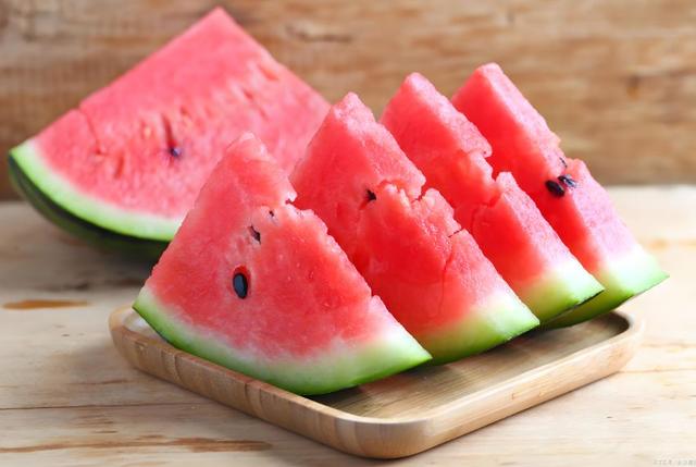 这3种水果是天然“护肝王”，快看看你家里有没有！