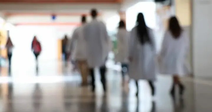 小洛熙事件麻醉科主任被停职，麻醉医生为何觉得有点委屈？